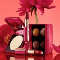 Bobbi Brown Lunar New Year Luxe Lipstick 11 Bobbi Brown Lunar New Year Luxe Lipstick -Estée Lauder Boutique bobbi brown lunar new year luxe lipstick rouge a levres de luxe pour un effet naturel 4