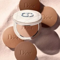 DIOR Dior Forever Natural Bronze 13 DIOR Dior Forever Natural Bronze -Estée Lauder Boutique dior dior forever natural bronze poudre bronzante bonne mine 95 de pigments dorigine minerale 5