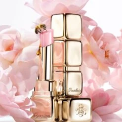 GUERLAIN KissKiss Bee Glow 18 GUERLAIN KissKiss Bee Glow -Estée Lauder Boutique guerlain kisskiss bee glow baume levres nourrissant et hydratant 6