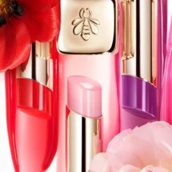 GUERLAIN KissKiss Bee Glow 21 GUERLAIN KissKiss Bee Glow -Estée Lauder Boutique guerlain kisskiss bee glow baume levres nourrissant et hydratant 9