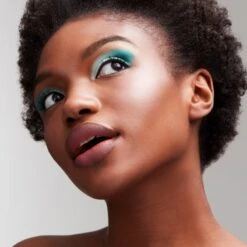 MAC Cosmetics Botanic Panic Extra Dimension Skinfinish 11 MAC Cosmetics Botanic Panic Extra Dimension Skinfinish -Estée Lauder Boutique mac cosmetics botanic panic extra dimension skinfinish enlumineur 4