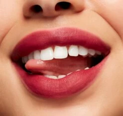 MAC Cosmetics Bubbles & Bows Powder Kiss Liquid Lipcolour -Estée Lauder Boutique mac cosmetics bubbles bows powder kiss liquid lipcolour rouge a levres liquide avec fini mat 3