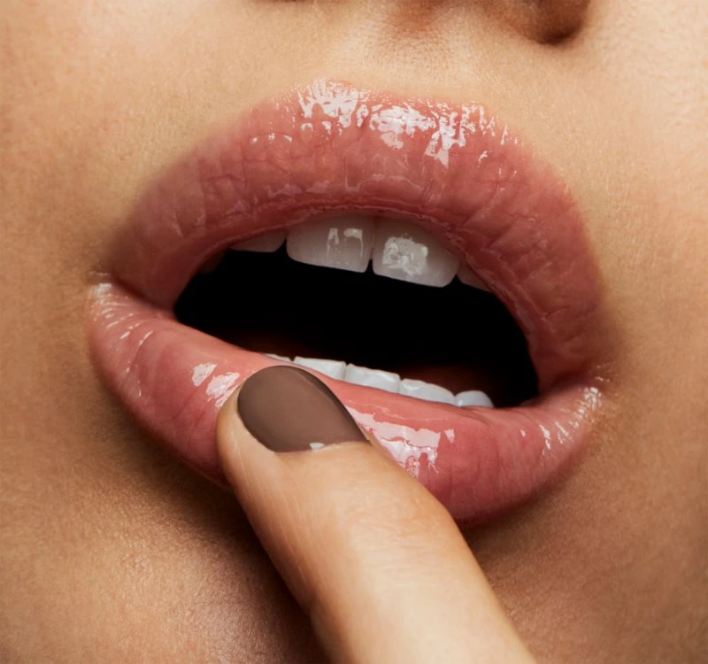 MAC Cosmetics Lipglass Clear 5 MAC Cosmetics Lipglass Clear – Image 3