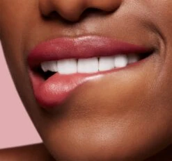 MAC Cosmetics Rethink Pink Amplified Creme Lipstick 11 MAC Cosmetics Rethink Pink Amplified Creme Lipstick -Estée Lauder Boutique mac cosmetics rethink pink amplified creme lipstick rouge a levres cremeux 3