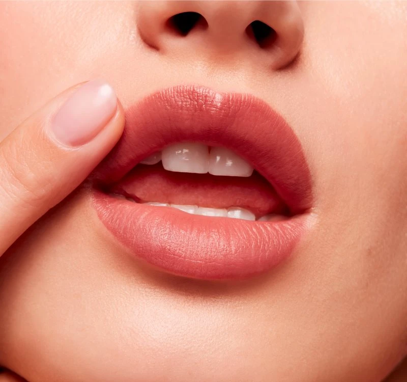 MAC Cosmetics Rethink Pink Matte Lipstick 5 MAC Cosmetics Rethink Pink Matte Lipstick – Image 3