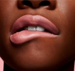 MAC Cosmetics Rethink Pink Matte Lipstick 10 MAC Cosmetics Rethink Pink Matte Lipstick -Estée Lauder Boutique mac cosmetics rethink pink matte lipstick rouge a levres effet mat 3