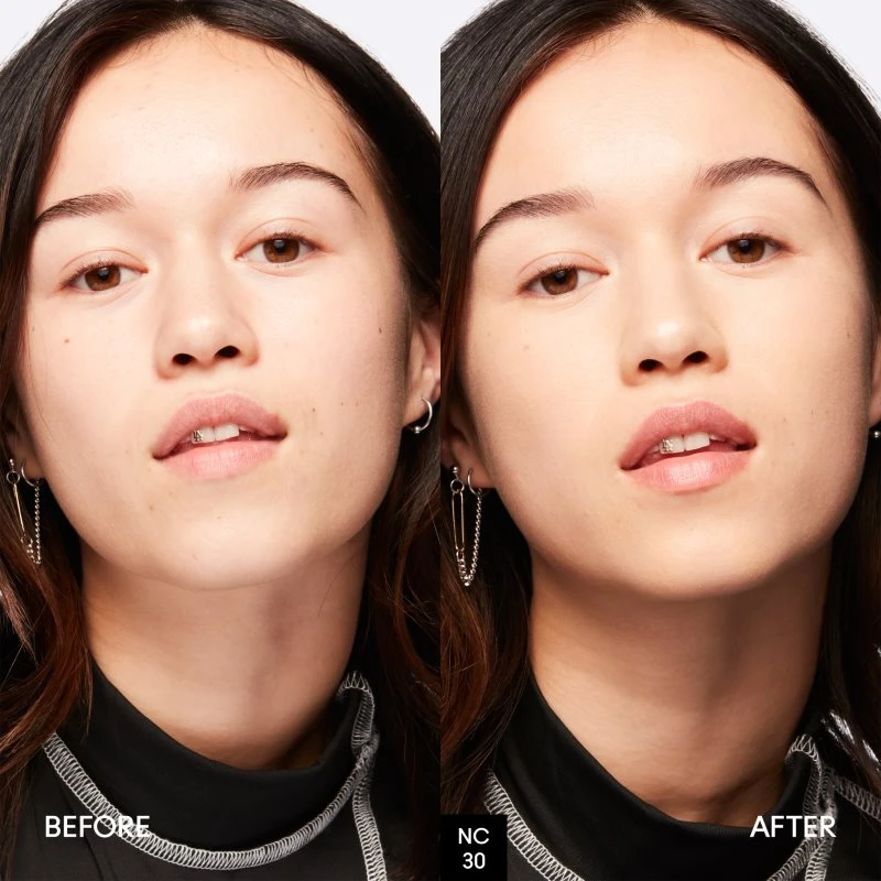 MAC Cosmetics Studio Fix 24-Hour SmoothWear Concealer 5 MAC Cosmetics Studio Fix 24-Hour SmoothWear Concealer – Image 3