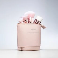 Notino Glamour Collection Flawless Face Brush Set 13 Notino Glamour Collection Flawless Face Brush Set -Estée Lauder Boutique notino glamour collection flawless face brush set kit de pinceaux avec pochette 5