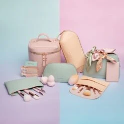 Notino Pastel Collection Travel Brush Set With Pouch 21 Notino Pastel Collection Travel Brush Set With Pouch -Estée Lauder Boutique notino pastel collection travel brush set with pouch pochette de voyage avec pinceaux 9