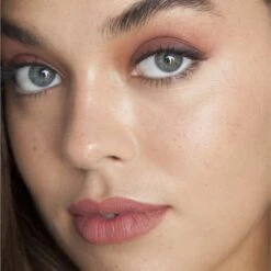 TheBalm Meet Matt(e) Hughes Long Lasting Liquid Lipstick -Estée Lauder Boutique thebalm meet matte hughes long lasting liquid lipstick rouge a levres liquide longue tenue 1