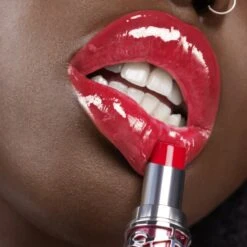 Yves Saint Laurent Rouge Volupté Candy Glaze 8 Yves Saint Laurent Rouge Volupté Candy Glaze -Estée Lauder Boutique yves saint laurent rouge volupte candy glaze baume a levres 2