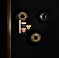 Yves Saint Laurent Sequin Crush 15 Yves Saint Laurent Sequin Crush -Estée Lauder Boutique yves saint laurent sequin crush fard a paupieres scintillant 6