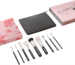 ZOEVA The Complete Brush Set 7 ZOEVA The Complete Brush Set -Estée Lauder Boutique zoeva the complete brush set kit de pinceaux avec pochette 2