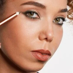 ZOEVA Velvet Love Eyeliner Pencil -Estée Lauder Boutique zoeva velvet love eyeliner pencil crayon yeux 2